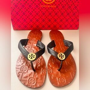✨SOLD✨Like NEW Tory Burch Thora Sandals